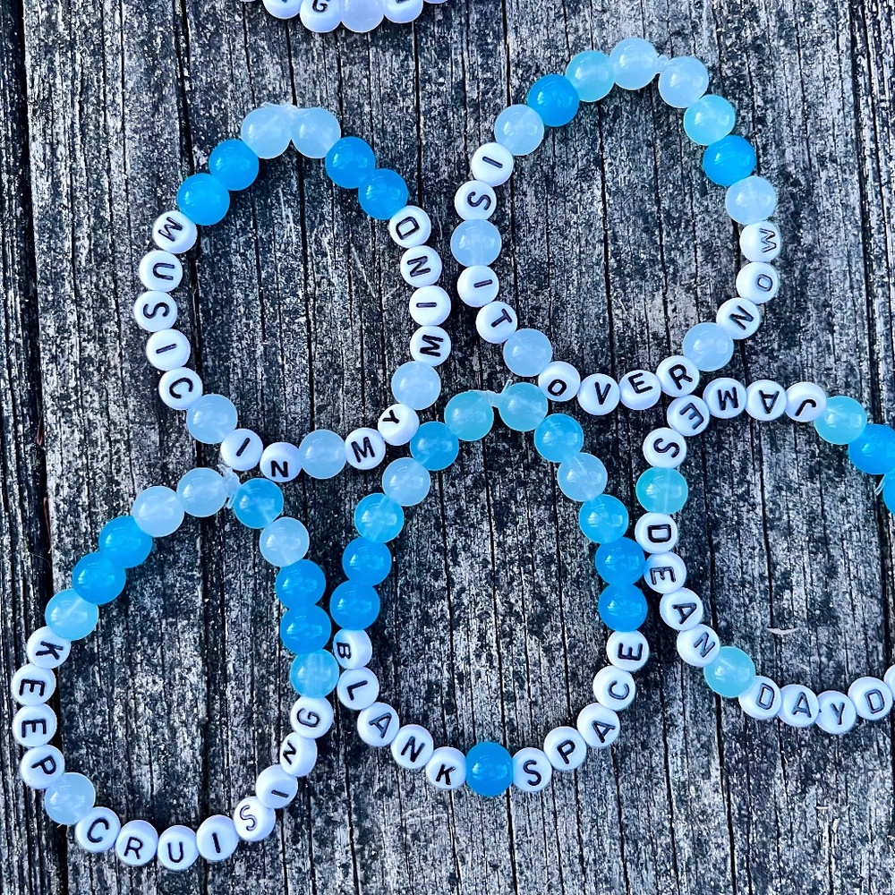 TAYLOR SWIFT 5 1989 themed bracelets